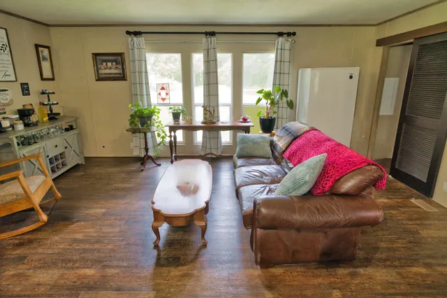 $259,900 | 555 County Road 728B, Sweeny, TX 77480