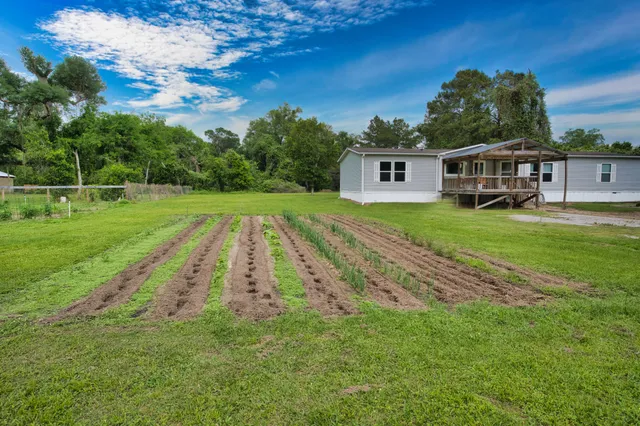 $259,900 | 555 County Road 728B, Sweeny, TX 77480