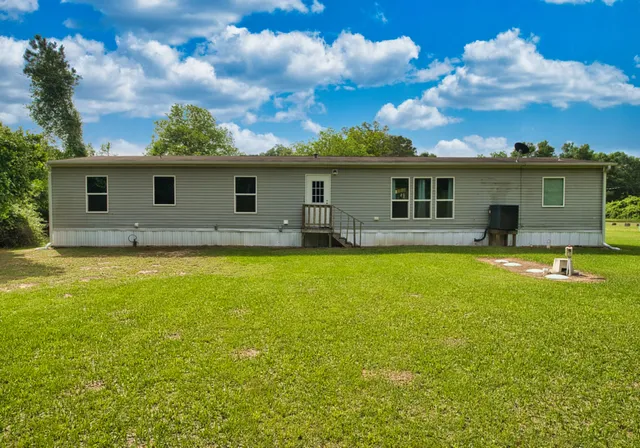 $259,900 | 555 County Road 728B, Sweeny, TX 77480