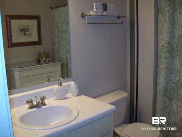 1517 Regency Road, Unit 123 Gulf Shores, AL 36542 - Photo 29 of 31 GUEST BATHROOM