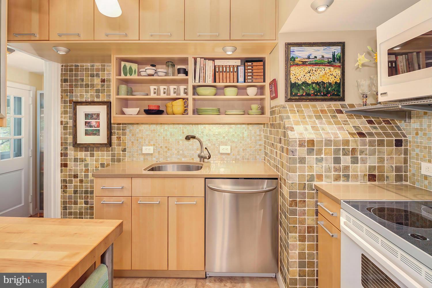 807 Rowen Road Silver Spring, MD 20910 - Photo 11 of 30 Kitchen