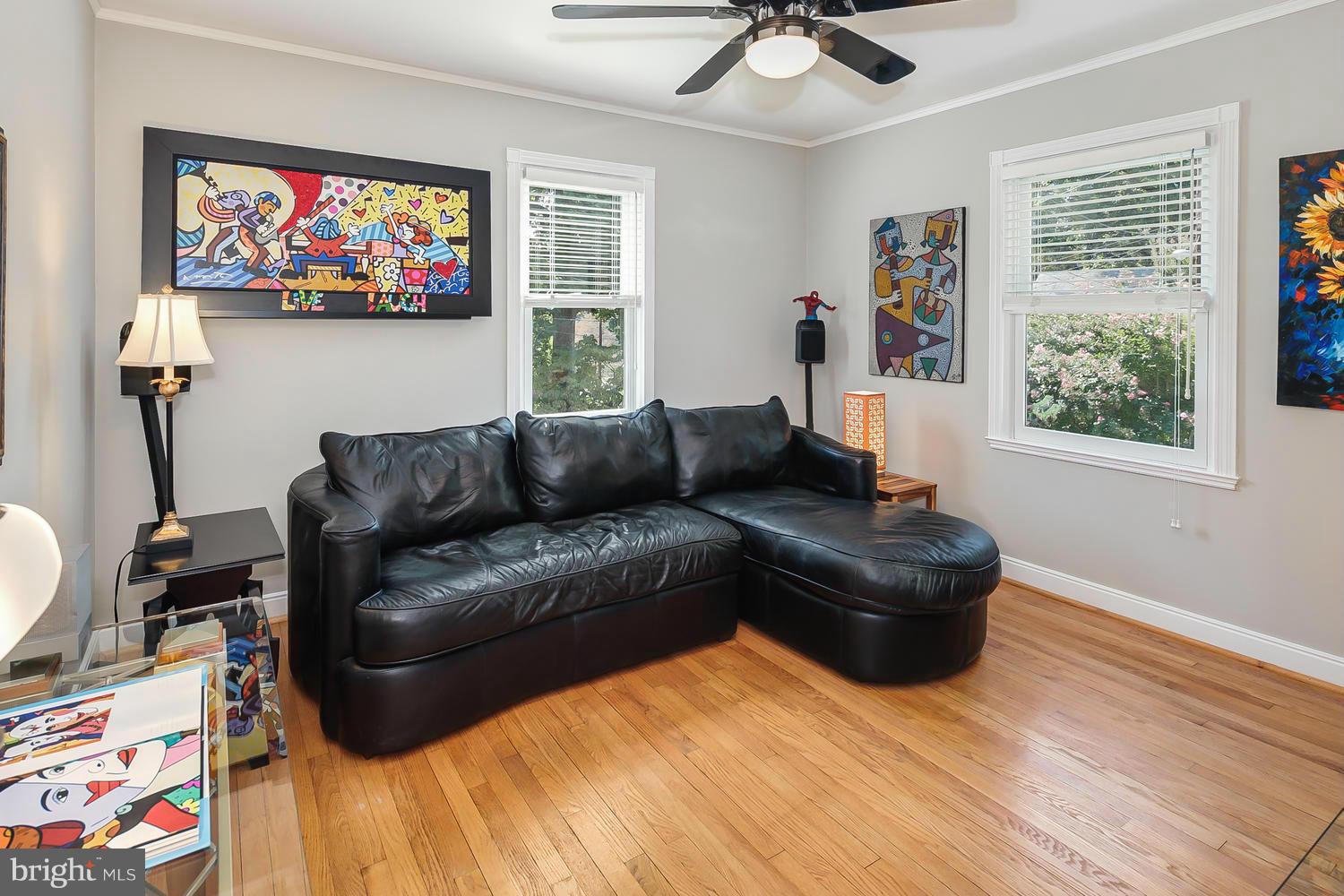 807 Rowen Road Silver Spring, MD 20910 - Photo 15 of 30 Family Room