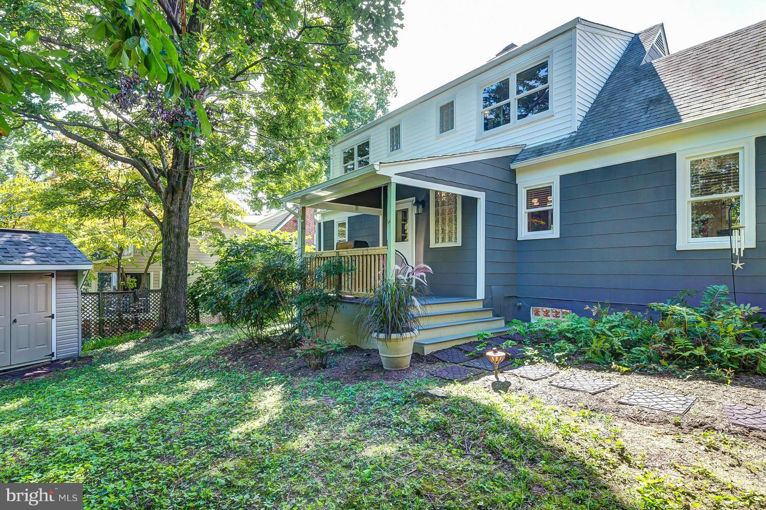 807 Rowen Road Silver Spring, MD 20910 - Photo 26 of 30 Exterior (Rear)