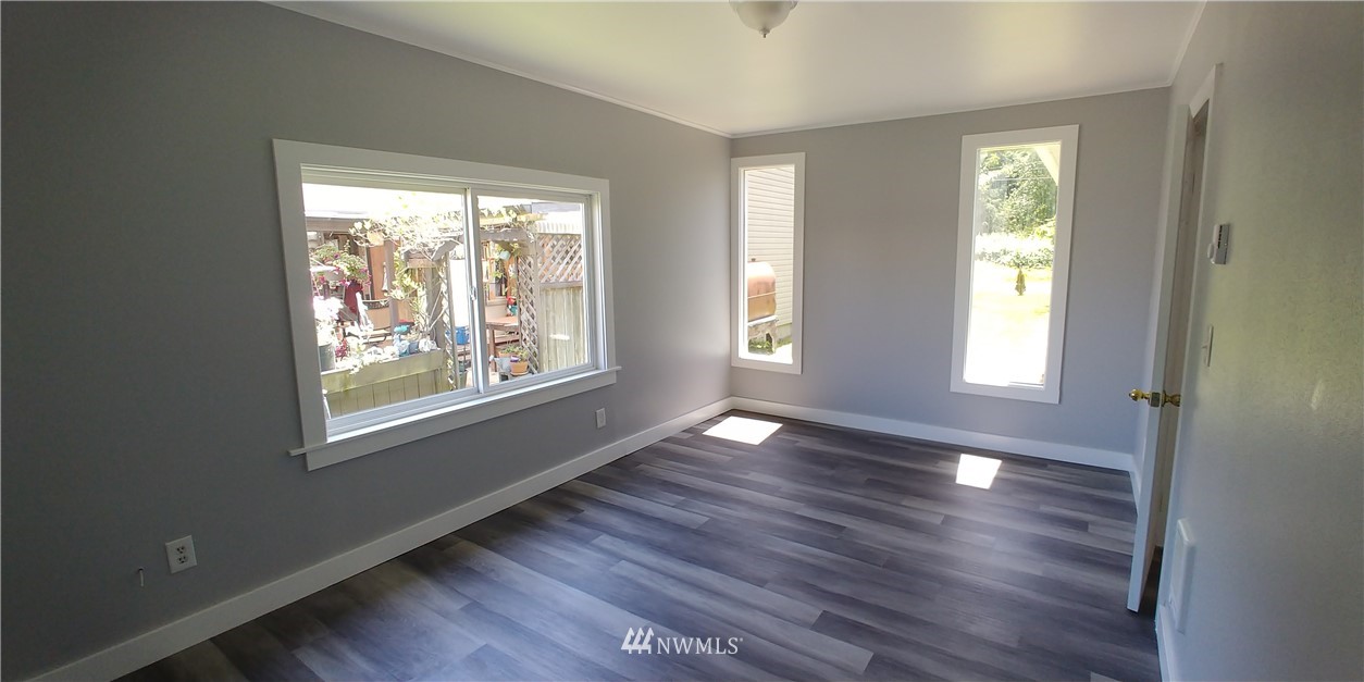 273 Endresen Road Hoquiam, WA 98550 - Photo 6 of 25 Gallery Image 6