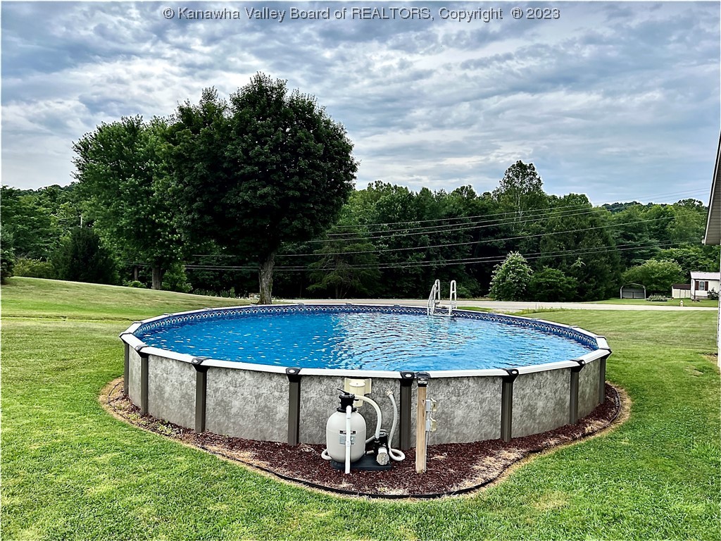 7691 Sandhill Road Point Pleasant, WV 25550 - Photo 25 of 31 30' POOL