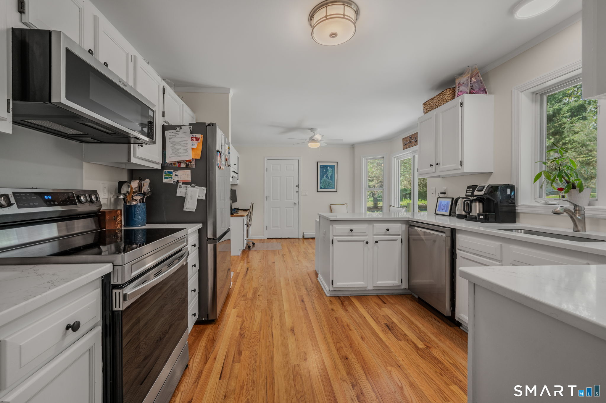 63 Hunting Ridge Drive Groton, CT 06355 - Photo 12 of 40