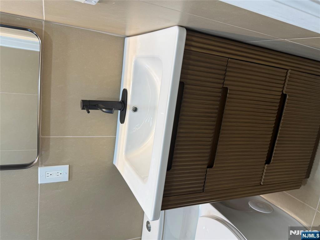 60 Prospect Terrace, Unit 1 East Rutherford, NJ 07073 - Photo 12 of 17