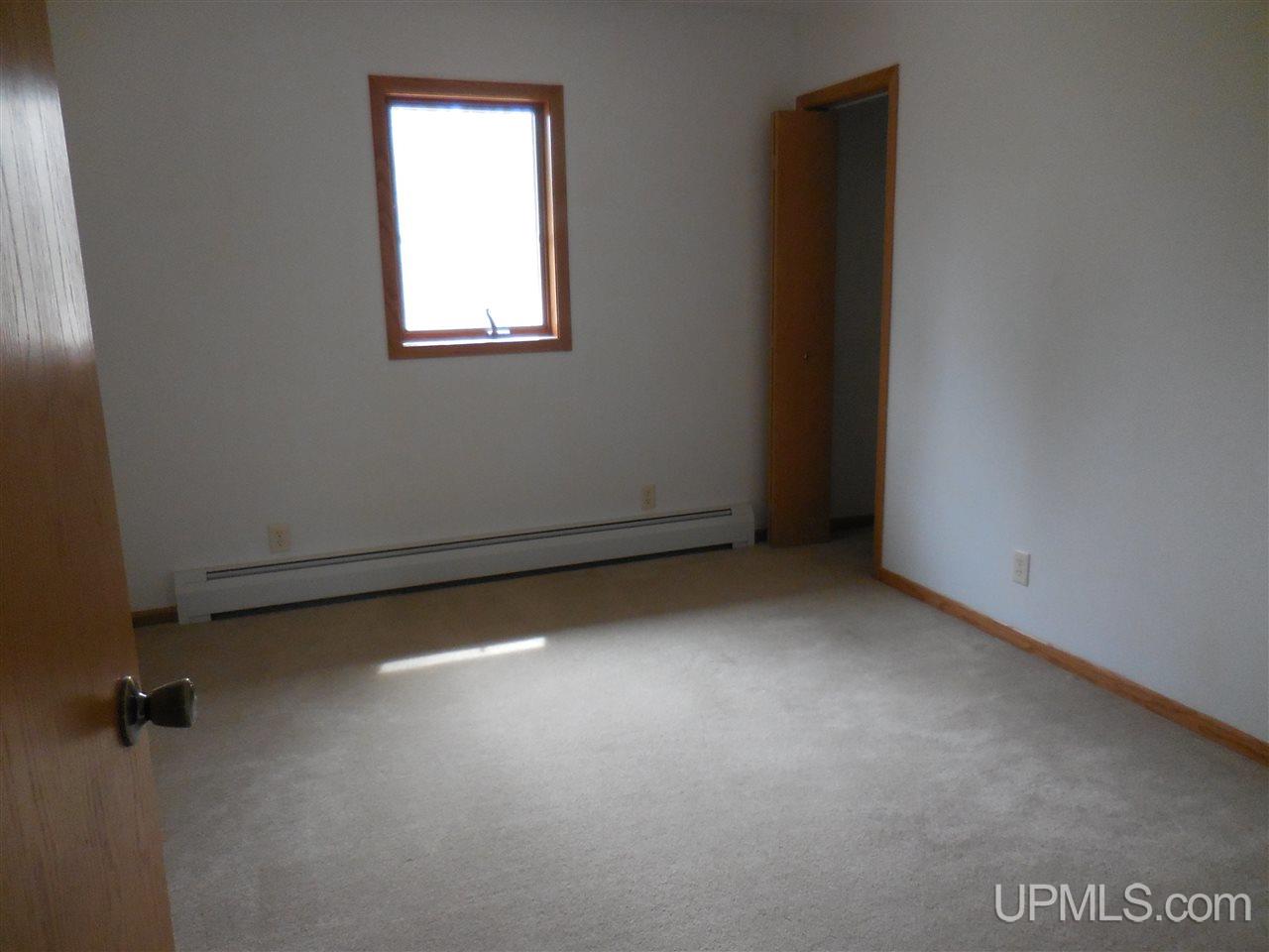 36 Ridge Road Marquette, MI 49855 - Photo 12 of 29 Gallery Image 12