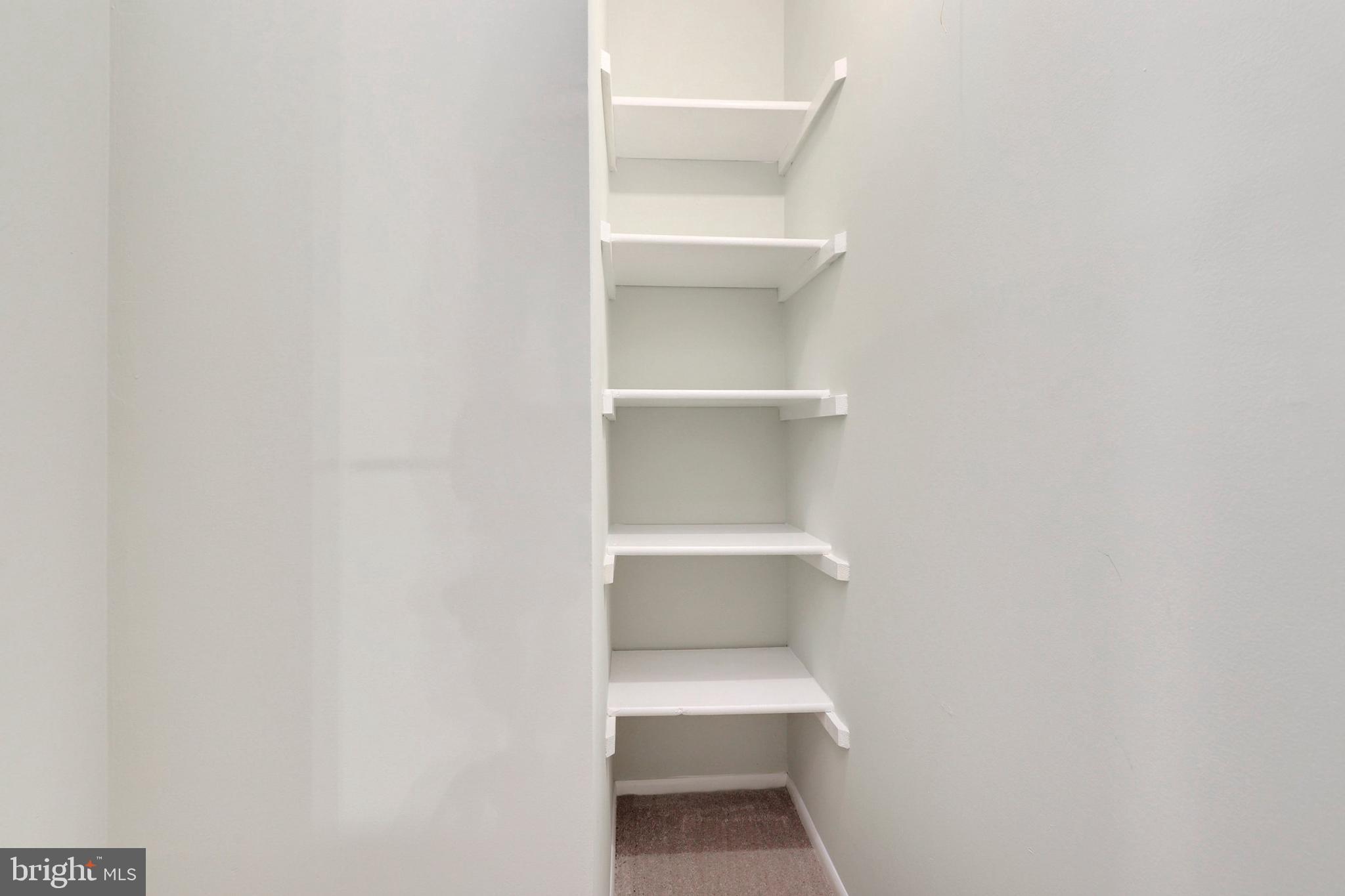 2409 Southgate Square Reston, VA 20191 - Photo 20 of 40