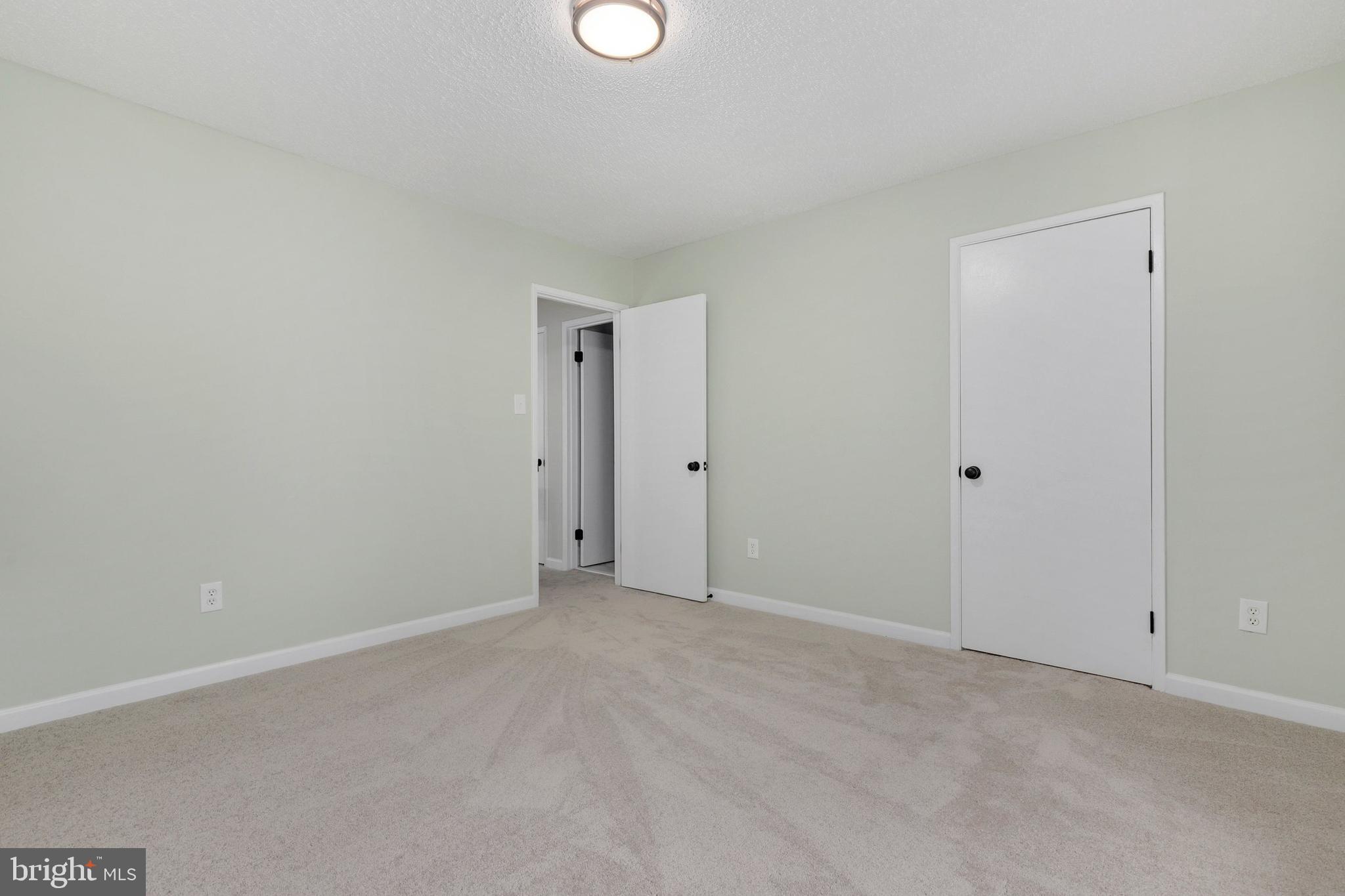 2409 Southgate Square Reston, VA 20191 - Photo 24 of 40