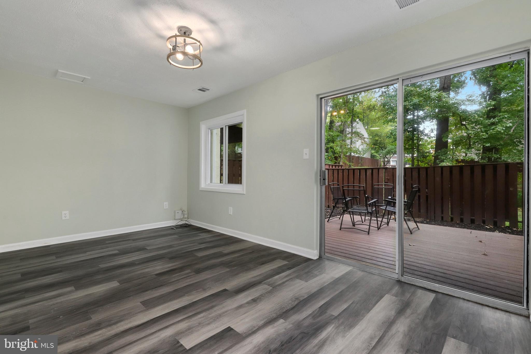 2409 Southgate Square Reston, VA 20191 - Photo 27 of 40