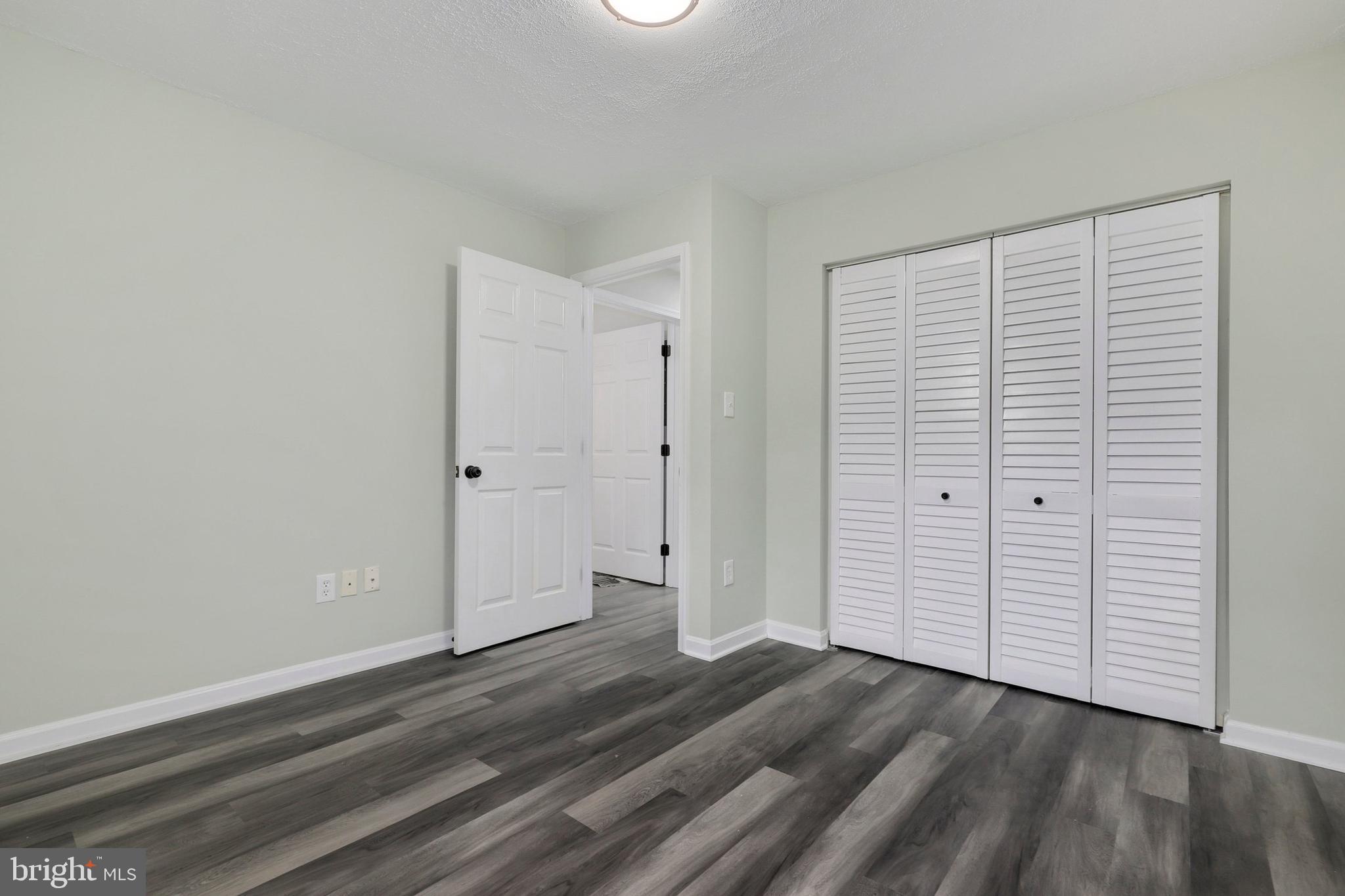 2409 Southgate Square Reston, VA 20191 - Photo 33 of 40