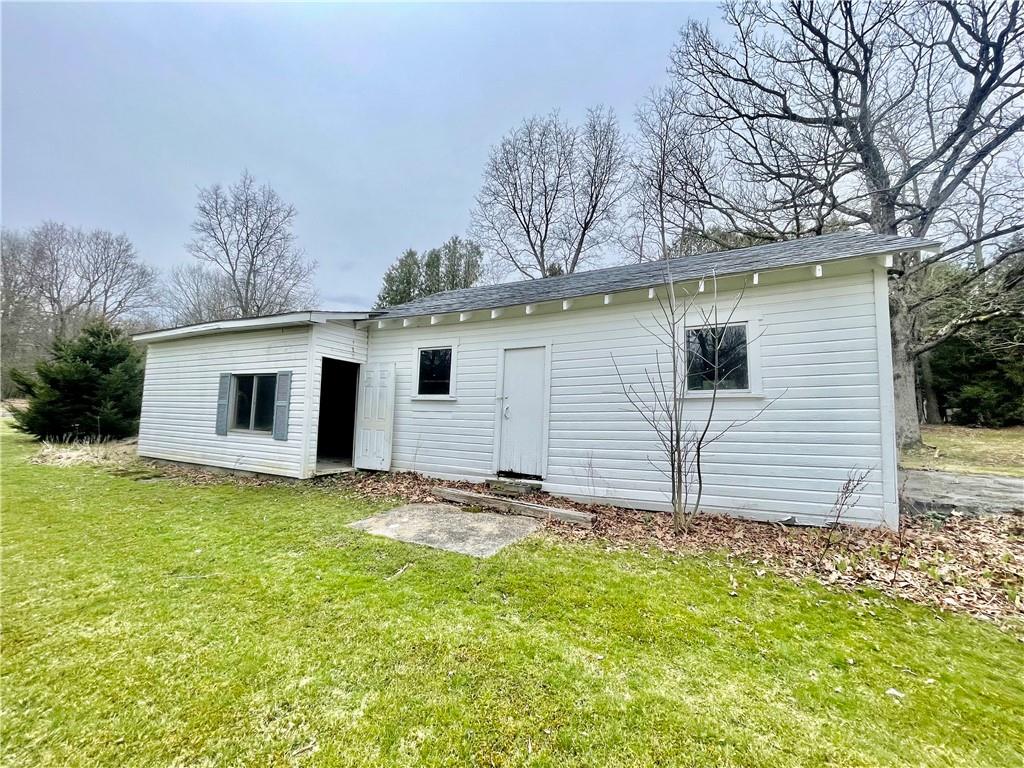 199 Leppert Road Central City, PA 15926 - Photo 3 of 27 Gallery Image 3
