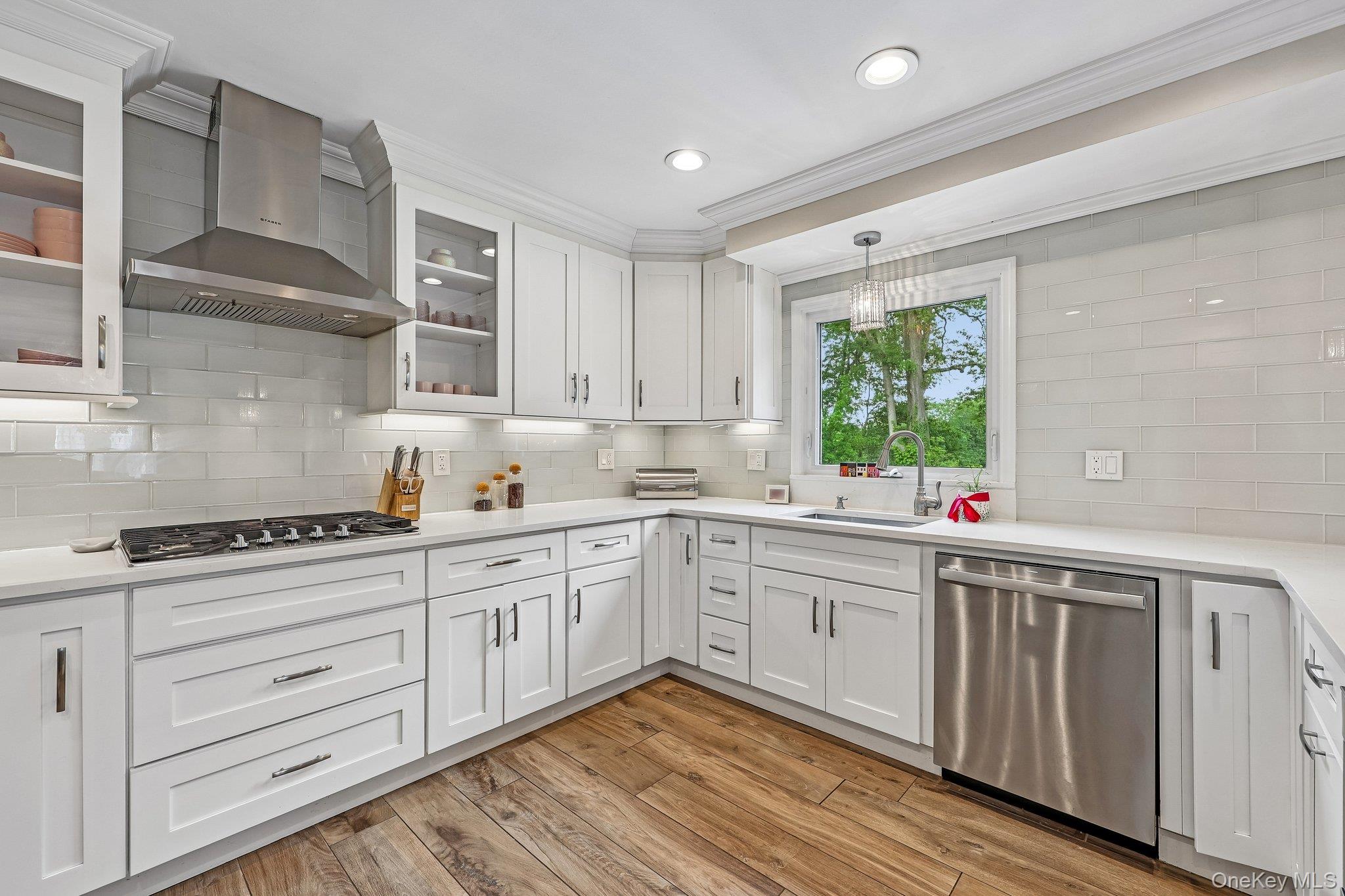 30 Rutledge Road Scarsdale, NY 10583 - Photo 8 of 34