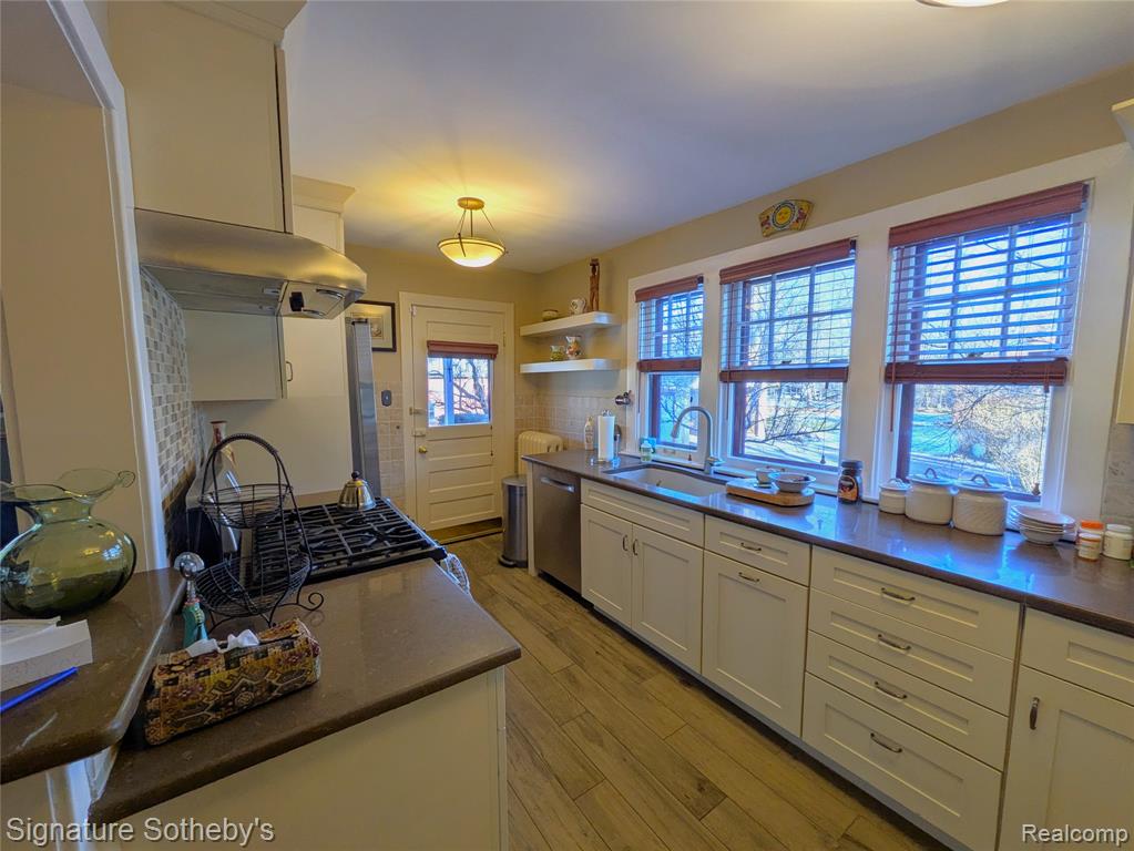 19470 Beverly Road Beverly Hills, MI 48025 - Photo 8 of 31