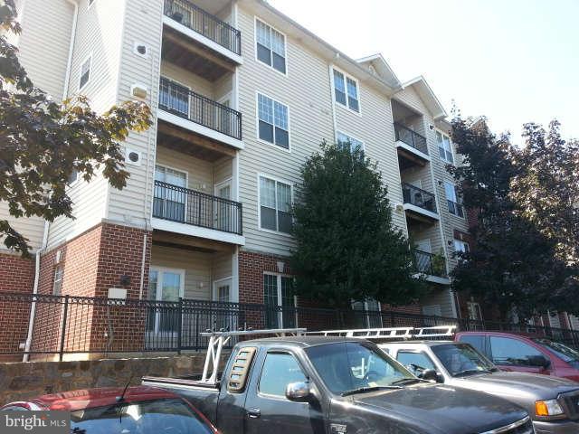 1581 Spring Gate Dr., Unit 5212 McLean, VA 22102 - Photo 3 of 7 Exterior Front