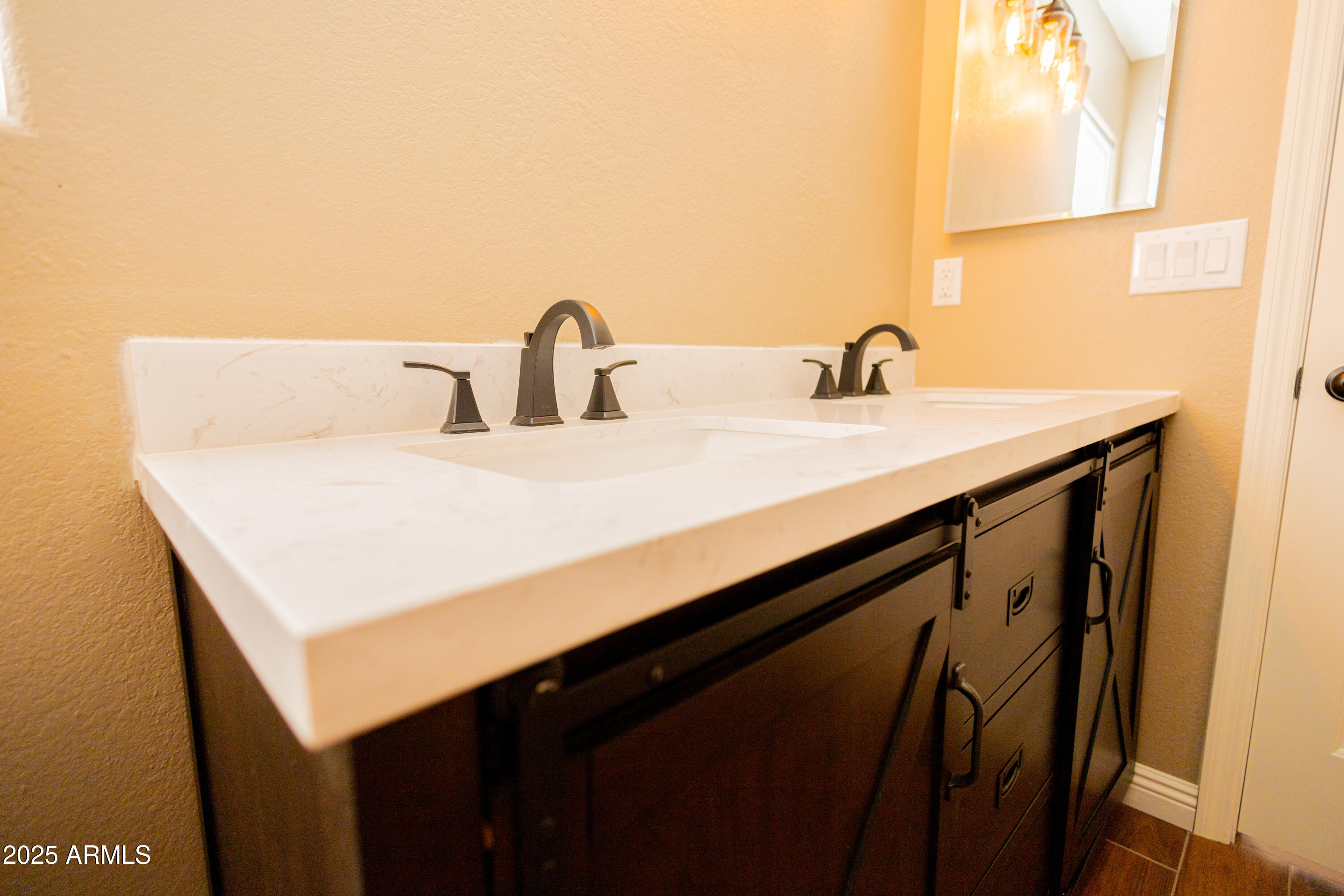 5837 South Wild Rose Road Hereford, AZ 85615 - Photo 33 of 46 a close view of sink