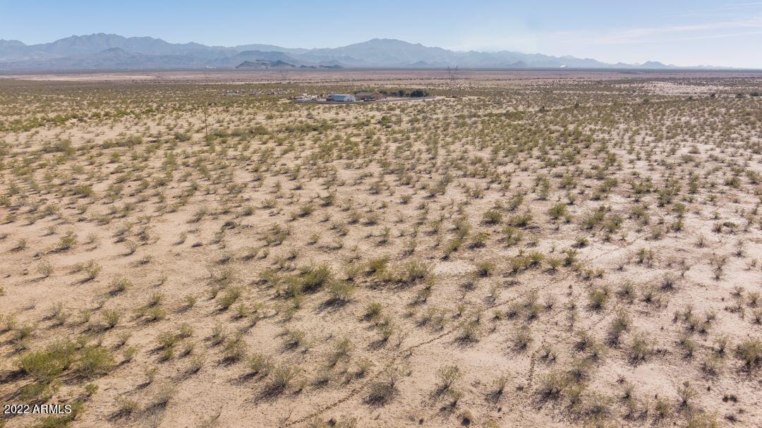 2145 South Verde Road Golden Valley, AZ 86413 - Photo 13 of 23 07
