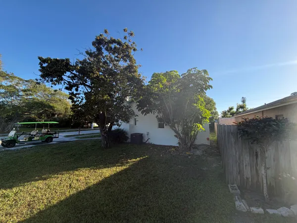 $725,000 | 520 Northwest 3rd Street, Delray Beach, FL 33444