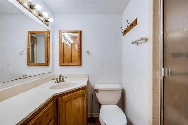 $2,295 | 3711 East Devonshire Court, Irving, TX 75062