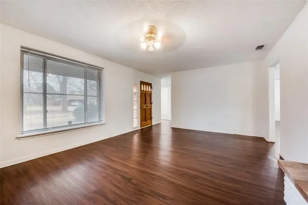 $2,295 | 3711 East Devonshire Court, Irving, TX 75062