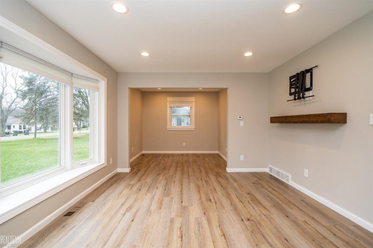 340 Lehigh Road Rochester Hills, MI 48307 - Photo 4 of 29