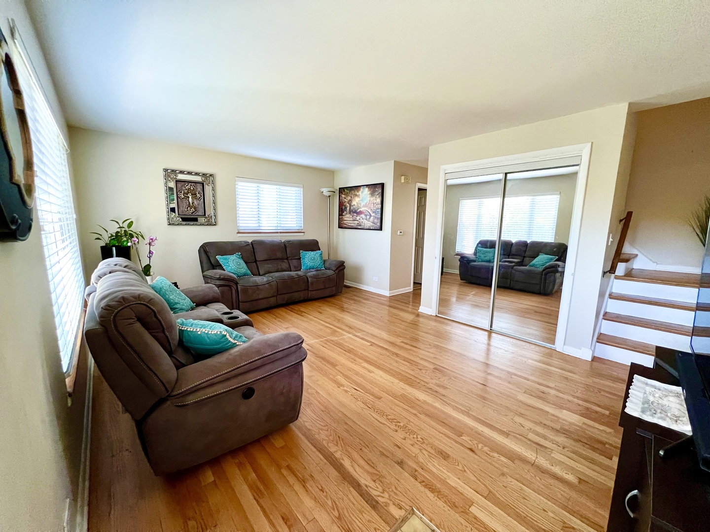 602 West Central Road Arlington Heights, IL 60005 - Photo 4 of 22 a living room with furniture and a wooden floor