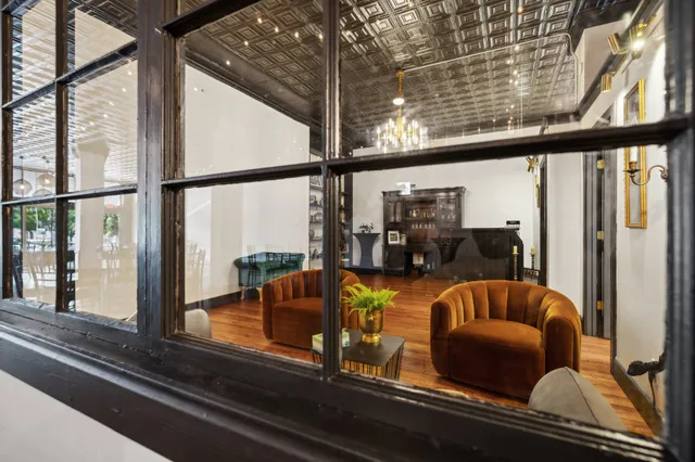 $878,900 | 110 3rd Avenue West, Carthage, TN 37030