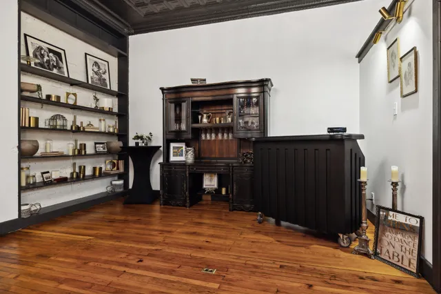 $878,900 | 110 3rd Avenue West, Carthage, TN 37030