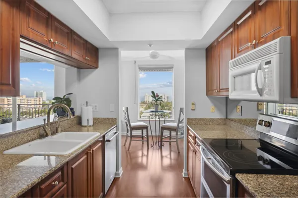 $4,500 | 2880 Northeast 14th Street Causeway, Unit 904, Pompano Beach, FL 33062