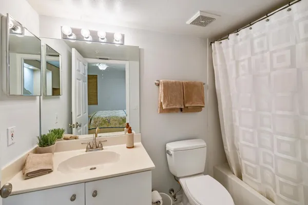 $4,500 | 2880 Northeast 14th Street Causeway, Unit 904, Pompano Beach, FL 33062