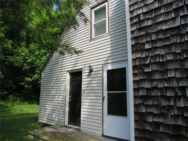 $159,900 | 6222 Pleasant Street, South Park, PA 15129