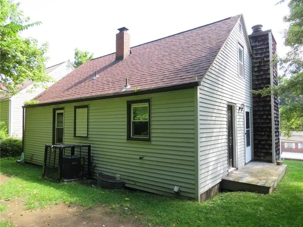 $159,900 | 6222 Pleasant Street, South Park, PA 15129