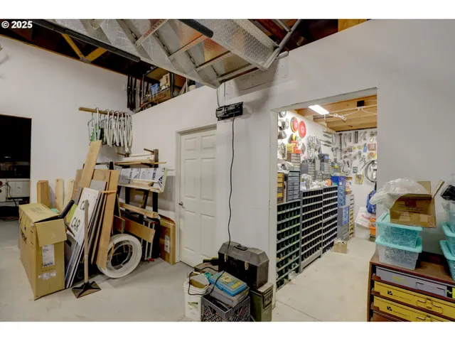 a view of a storage & utility room