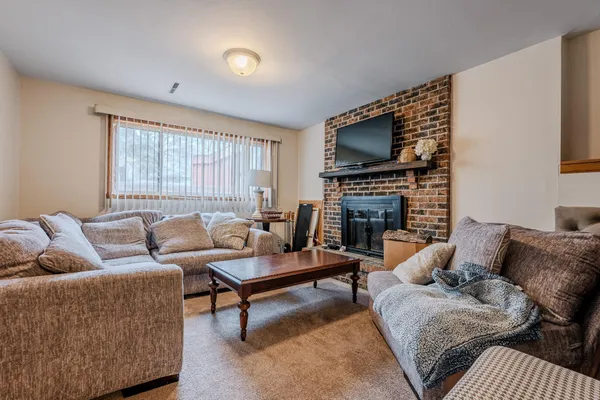 $345,000 | 1607 American Way South, Fargo, ND 58103