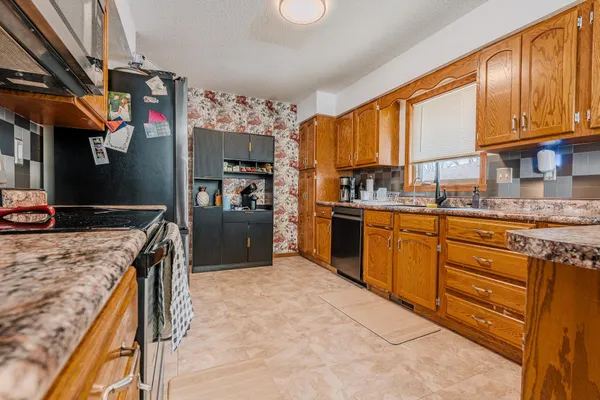 $345,000 | 1607 American Way South, Fargo, ND 58103