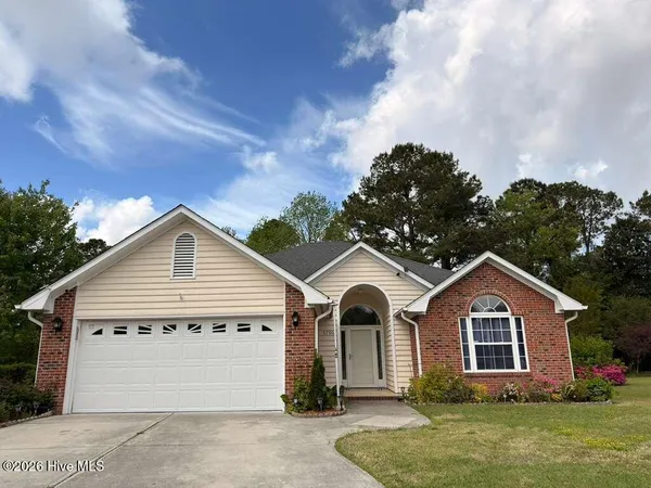 $2,800 | 5706 Mossberg Court, Wilmington, NC 28405