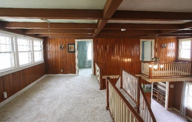 1140 Sweet Road Medford, OR 97501 - Photo 8 of 24 Front bedroom at end of loft. May be har