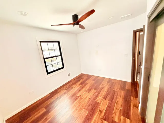 $595,000 | 1509 Center Street, Des Plaines, IL 60018