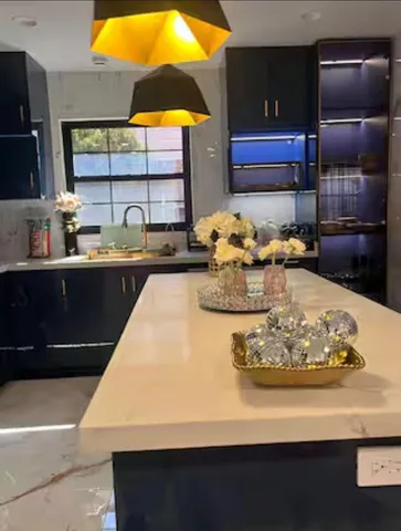 $595,000 | 1509 Center Street, Des Plaines, IL 60018