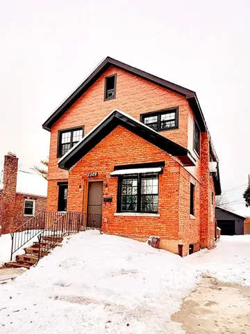 $595,000 | 1509 Center Street, Des Plaines, IL 60018