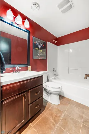 $874,900 | 4814 37th Avenue North, Fargo, ND 58102