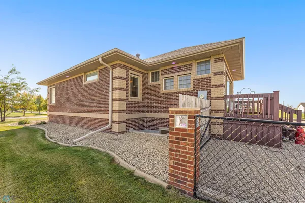 $874,900 | 4814 37th Avenue North, Fargo, ND 58102
