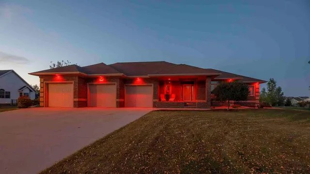 $874,900 | 4814 37th Avenue North, Reile's Acres, ND 58102