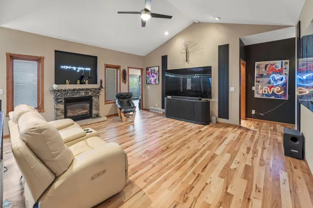 $874,900 | 4814 37th Avenue North, Reile's Acres, ND 58102