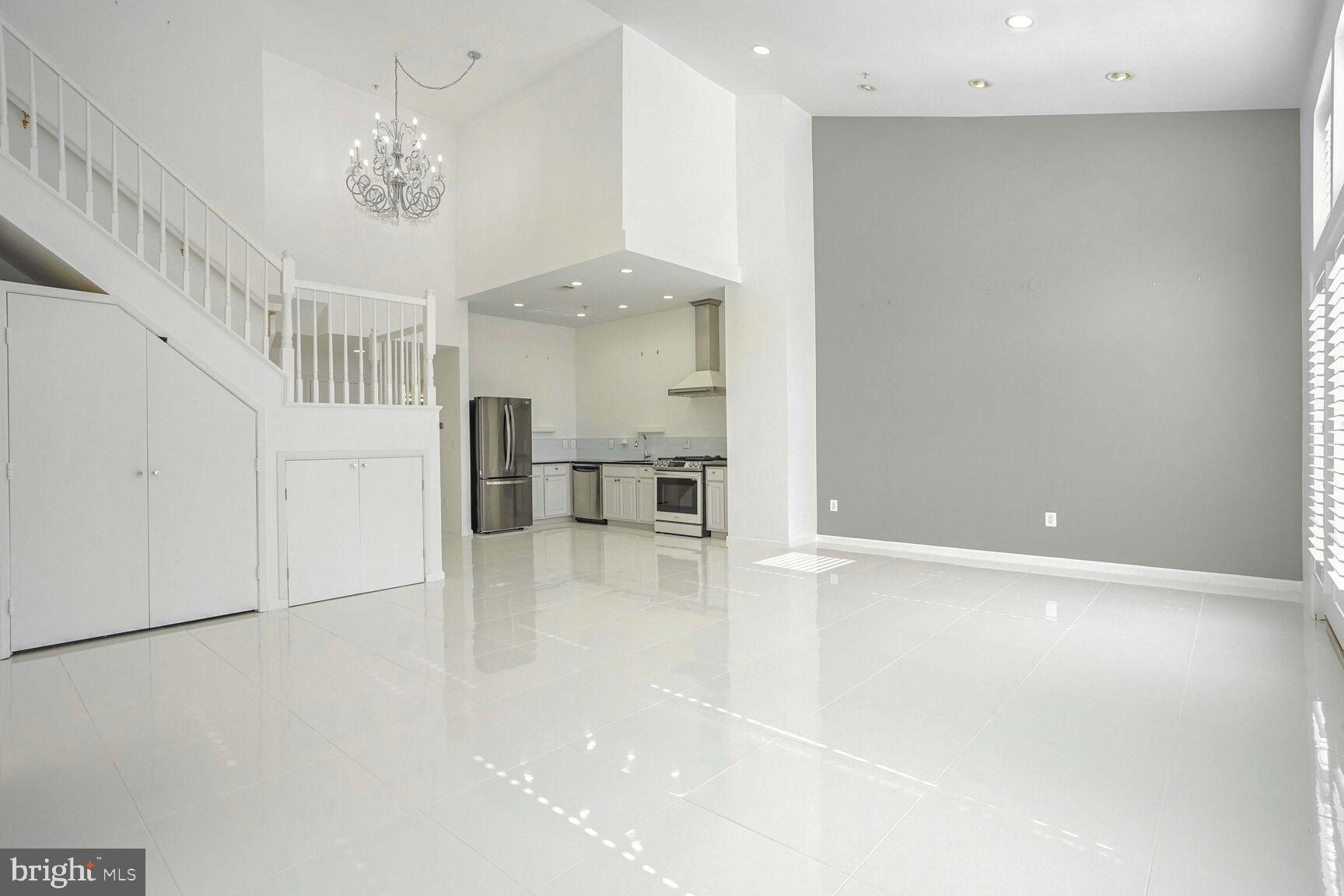 12000 Market Street, Unit 421 Reston, VA 20190 - Photo 19 of 64 Open Layout