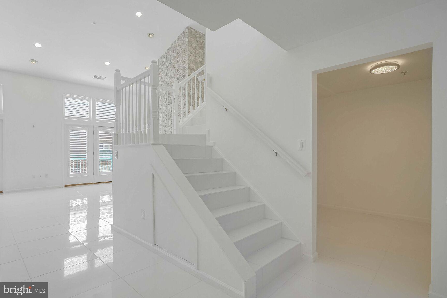 12000 Market Street, Unit 421 Reston, VA 20190 - Photo 33 of 64 View of Stairs