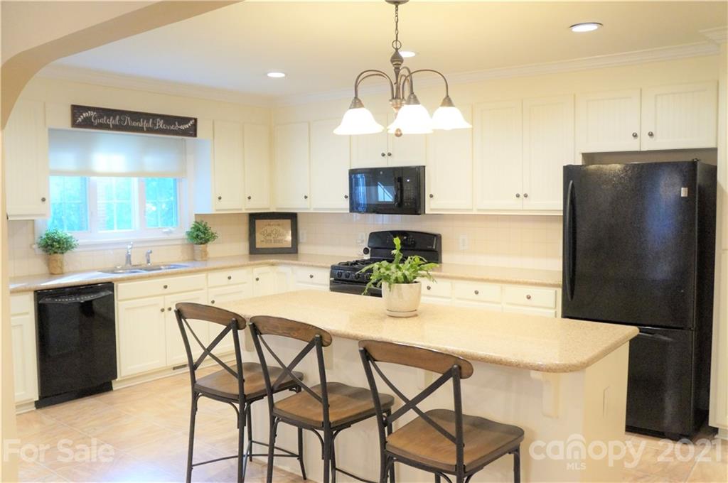 413 Gillsbrook Road Lancaster, SC 29720 - Photo 12 of 33 Gallery Image 12