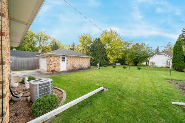 $275,000 | 1819 Hubbard Street, Oshkosh, WI 54902