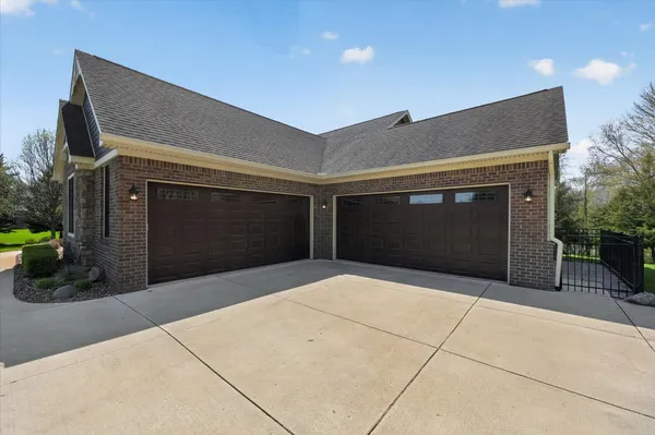 $1,100,000 | 3790 Timber Green Court, Howell, MI 48843